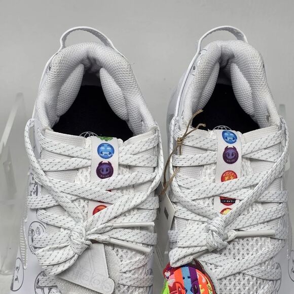 Adidas Freak 22 Big Mood Football Cleats White Silver GX7983 Men's Size 7 New - Picture 9 of 11